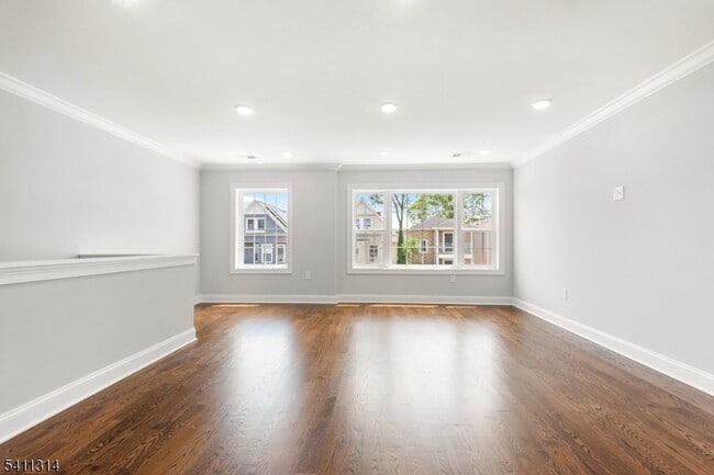 Building Photo - 147 N 15th St