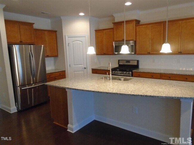 Foto del edificio - 234 Daymire Glen Ln