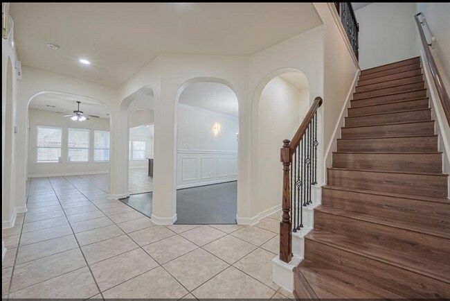 Foto del edificio - 2011 Fern River Ct