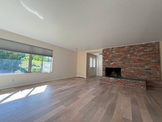 Building Photo - Old West Reno Four Bedroom Home with Ya...