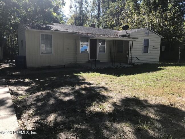 Building Photo - 918 Cornwallis Dr