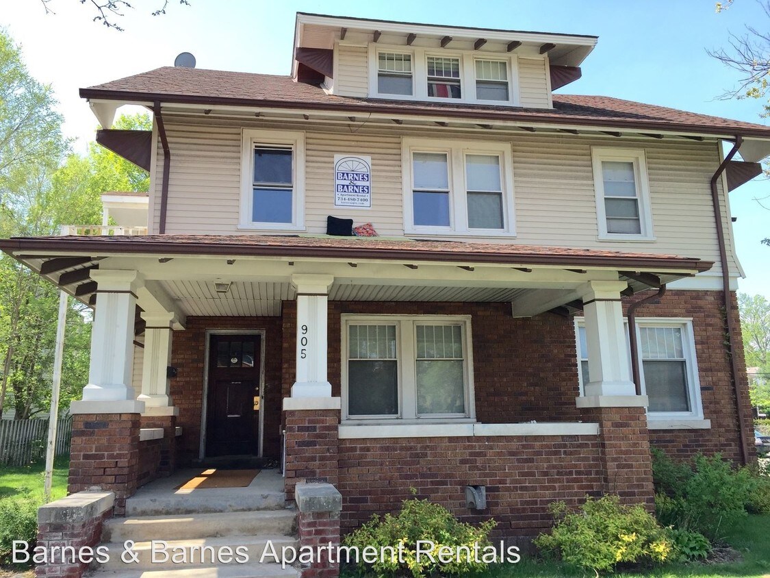 Foto principal - 905 Washtenaw Ave