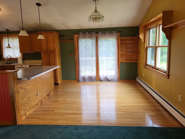 Dining Space - 12 Apple Orchard Dr