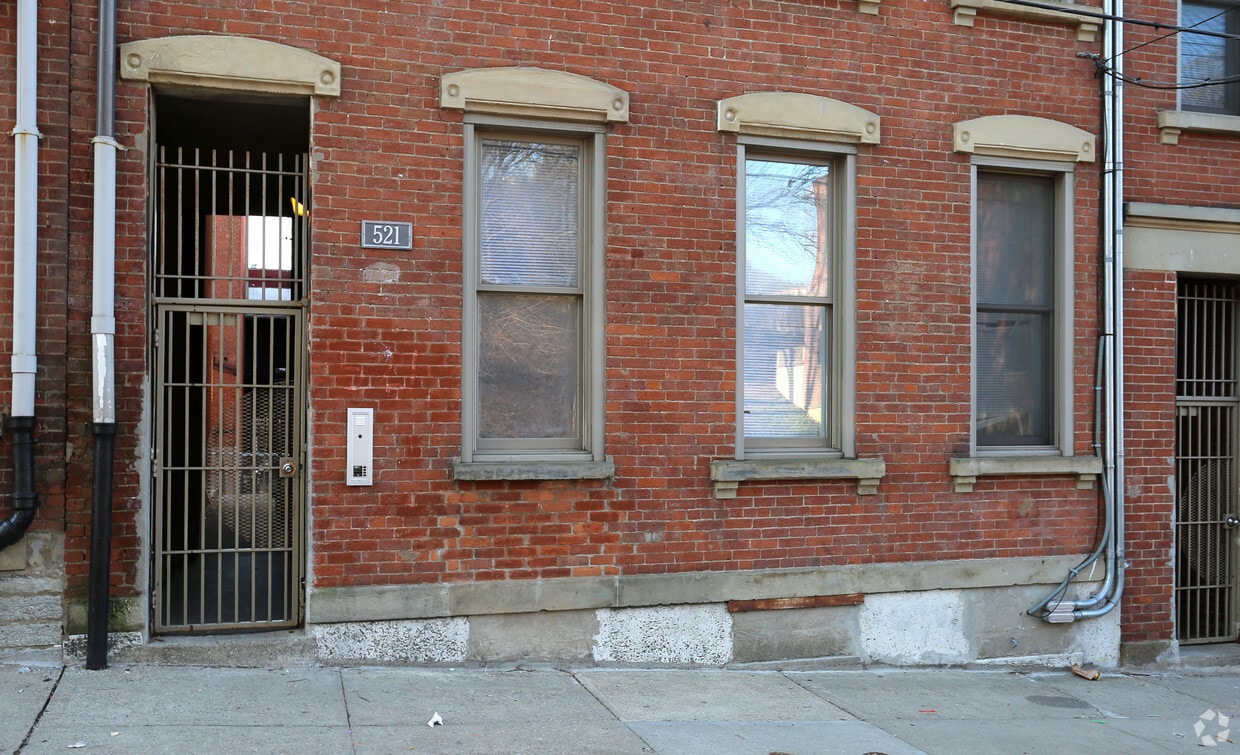 Building Photo - 521 Dandridge St
