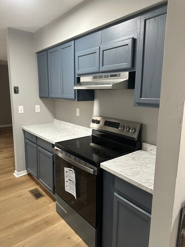 Foto del edificio - 1593 Fayetteville Rd