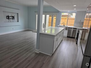 Building Photo - 14703 Barryknoll Ln