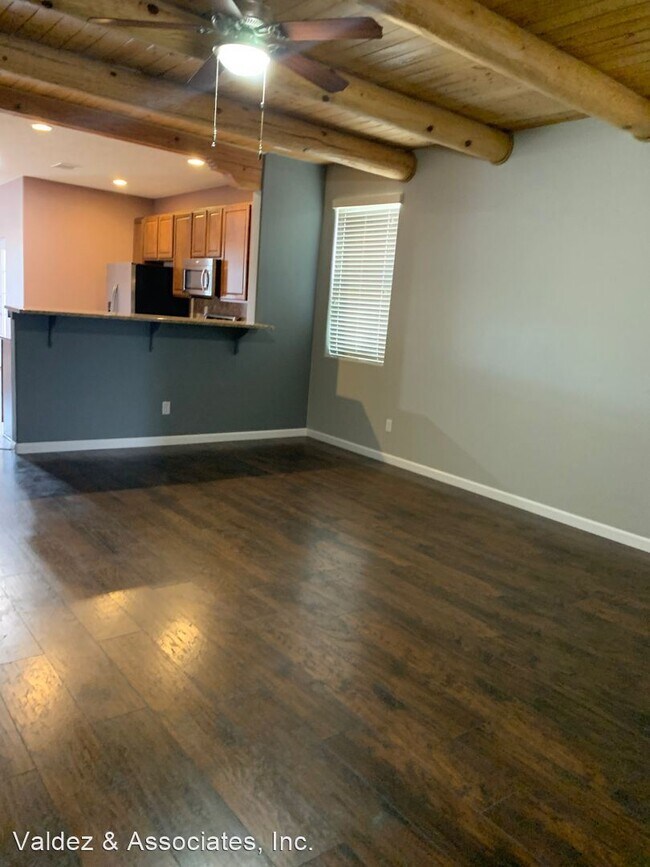 Building Photo - 3 br, 2.5 bath House - 3862 Montana Verde Rd