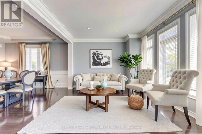 Photo du bâtiment - 13 Franmar Rd