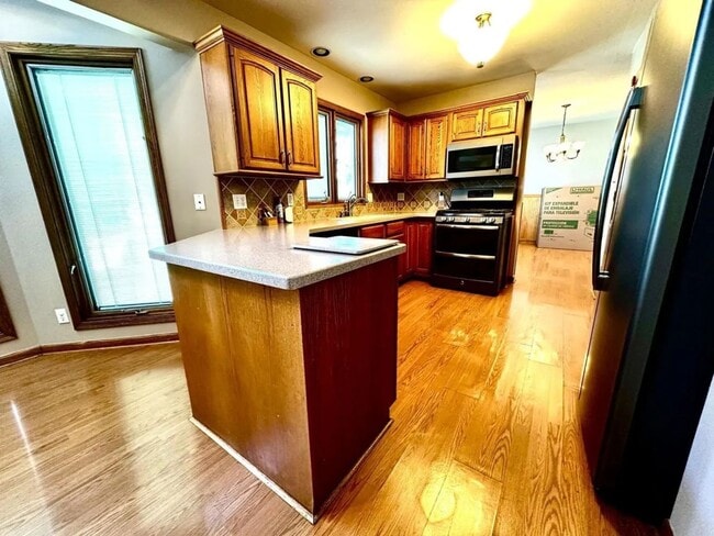 Foto del edificio - 3408 Lake Shore Dr