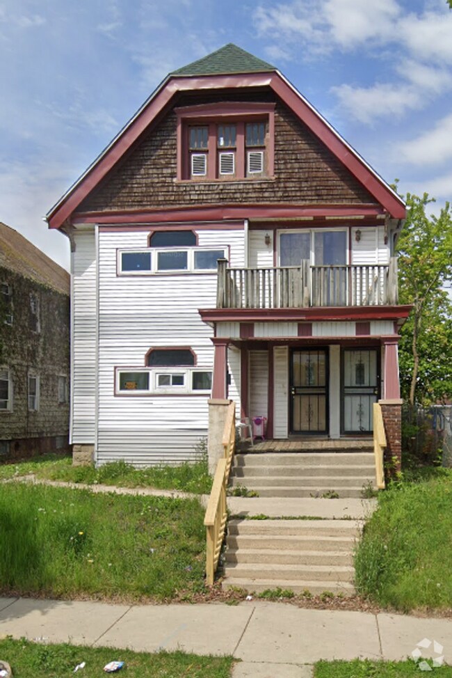 Building Photo - 2609-2611-2611 N 39th St
