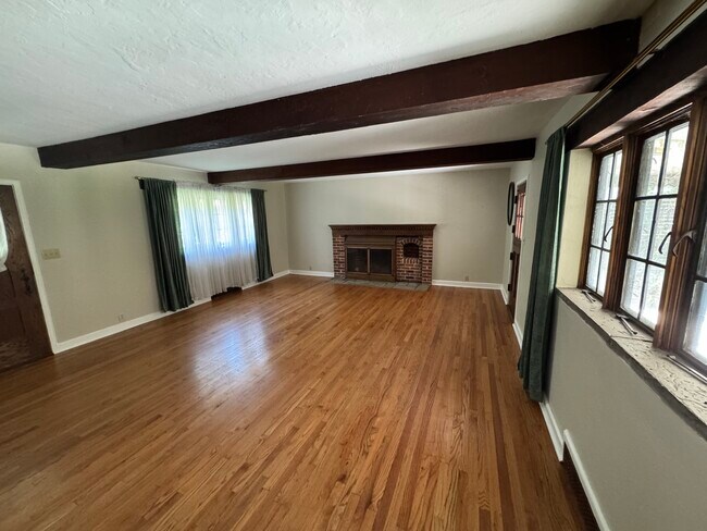 Foto del edificio - 2545 Van Dorn St