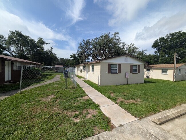 Photo - 9415 Eastfield Rd-B Apartment