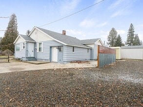 Building Photo - 5704 N Wall St