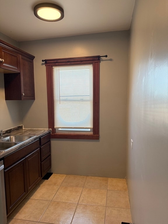 Building Photo - 8 Beckman St