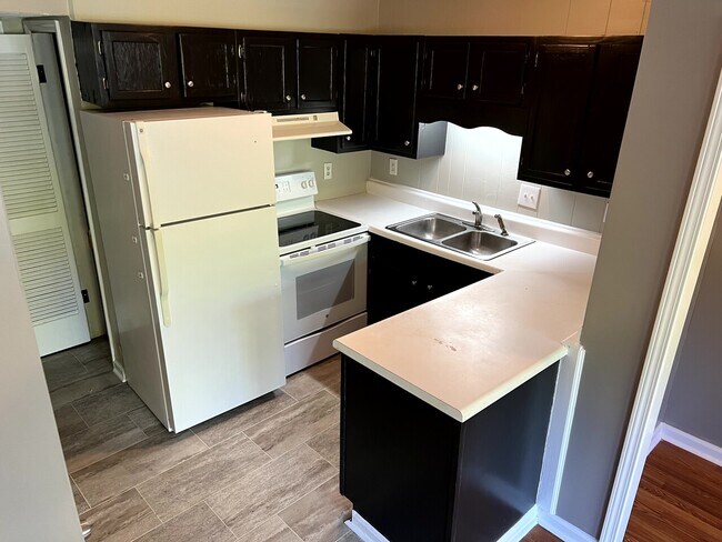 Foto del edificio - 815 41st Ave E