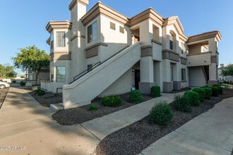 Building Photo - 1941 S Pierpont