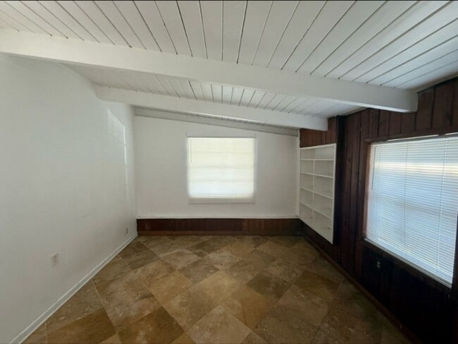 Building Photo - 234 McKinley Ave