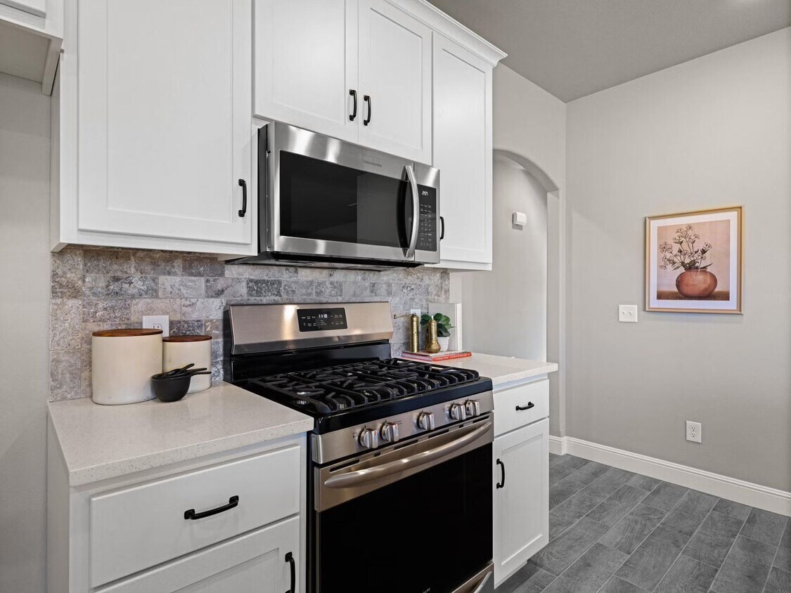 Primary Photo - Elegant 4-Bedroom House – Room for Everyone!
