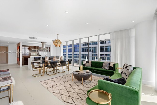 Building Photo - 3737 Collins Ave