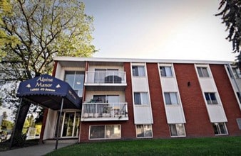 Building Photo - Alpine Manor