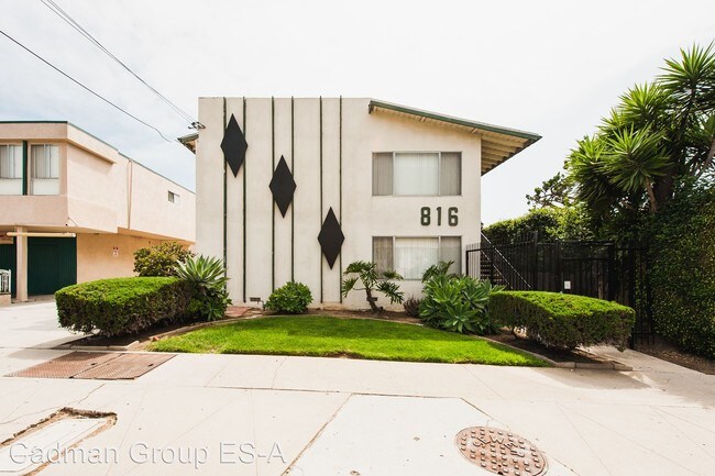 Building Photo - 816 Victor Ave