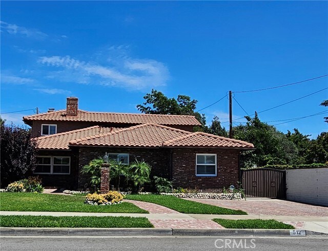 Foto principal - 512 N San Marino Ave