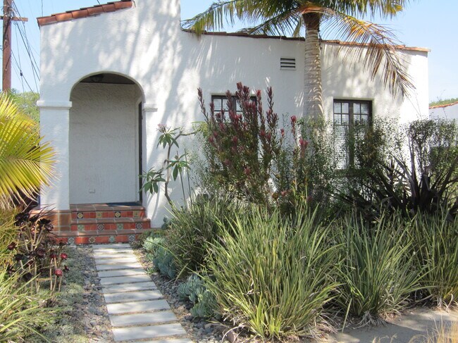 Foto del edificio - 8951 Hubbard St.