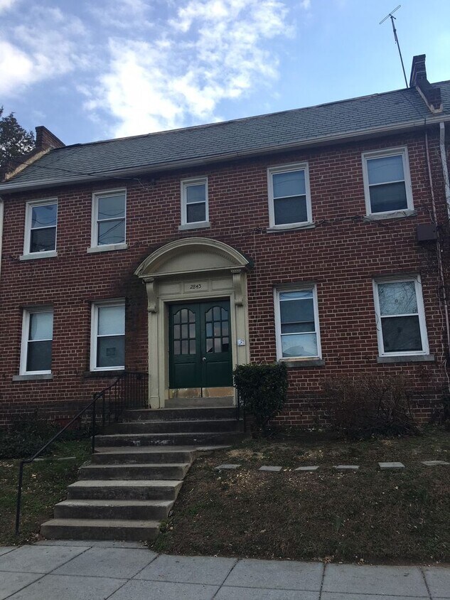 Photo - 2843 MINNESOTA AVE SE