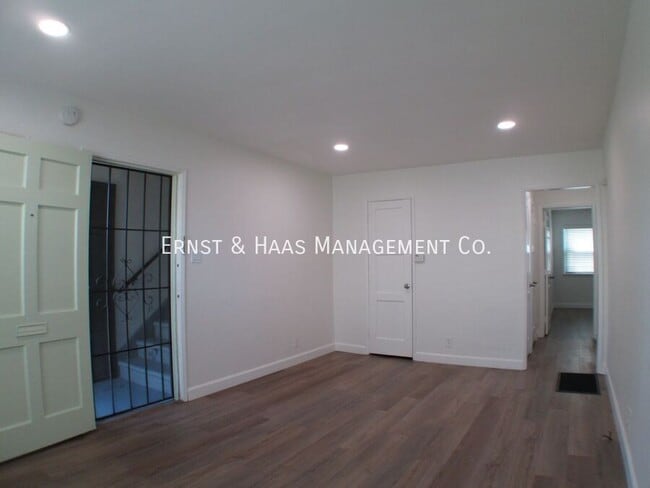 Building Photo - 4531 N Banner Dr