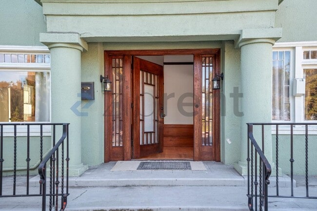 Foto del edificio - 1001 MacArthur Blvd