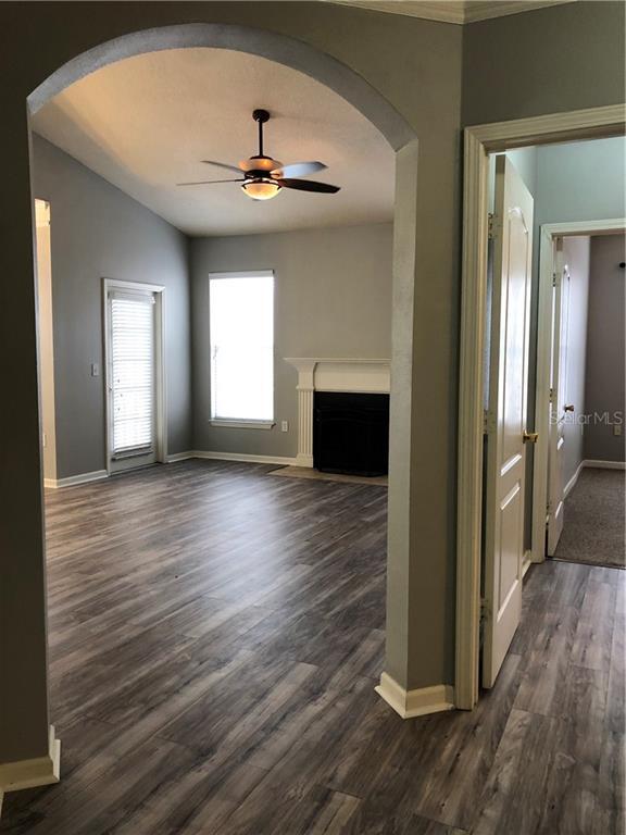 Building Photo - 10504 Villa View Cir