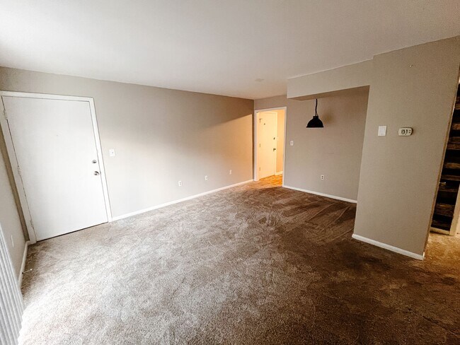 Foto del edificio - Updated 2 Bedroom, 1 Bath Condo