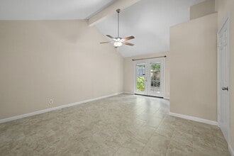 Building Photo - 3330 Beech Point Dr