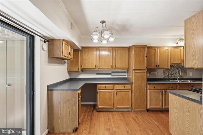 Building Photo - 2339 Freetown Ct