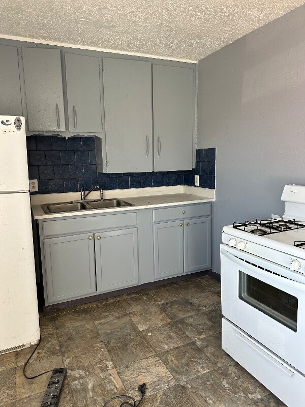 Building Photo - 1313 Evergreen St