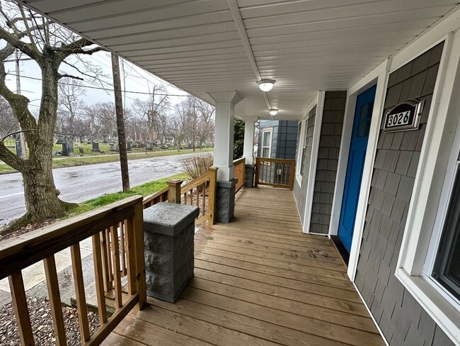 Building Photo - 3026 Monroe Ave