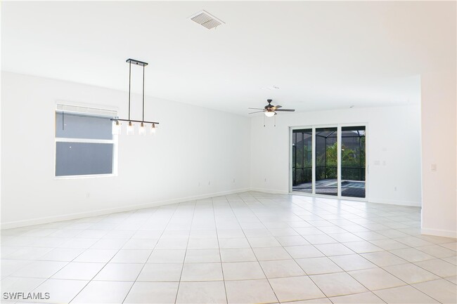 Foto del edificio - 9143 Leatherwood Loop