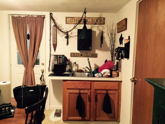 Foto del edificio - 94 N Maple St