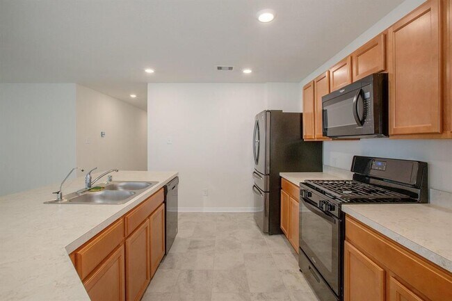 Building Photo - 6855 Knl Spg Wy