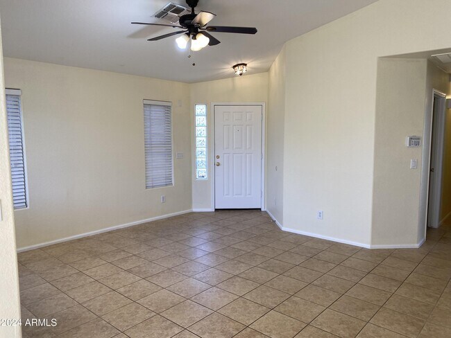 Foto del edificio - 11519 E Persimmon Ave