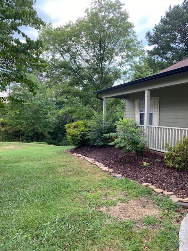 Foto del edificio - Knoxville 37931 - 3 bedroom, 2 bathhome, f...