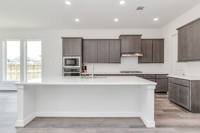 Building Photo - 21118 Chelton Bch Dr