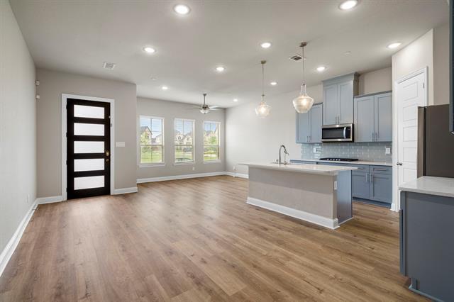 Foto del edificio - 12972 Rockham Ln