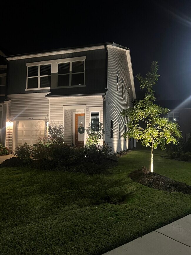 Foto del edificio - 7002 Fairmile Run