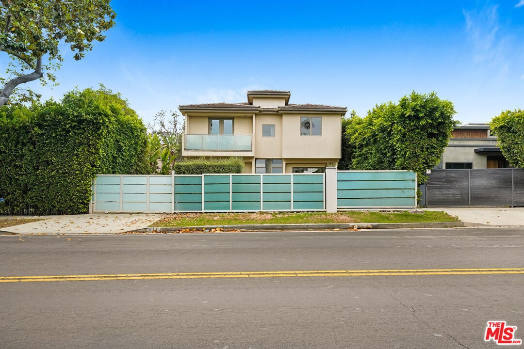 Primary Photo - 841 N Crescent Heights Blvd