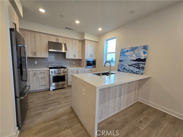 Foto del edificio - 4222 Marigold Ln
