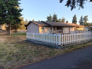 Building Photo - 16506 16th Ave Ct E