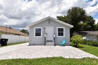 Building Photo - 221 E Cypress St