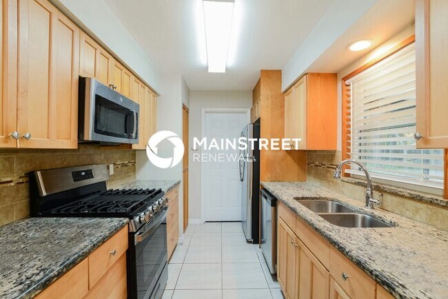Foto del edificio - 3 Bedroom Pet-Friendly Home in Longwood, FL with Main Street Renewal