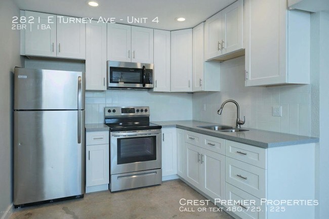 Foto del edificio - 2821 E Turney Ave